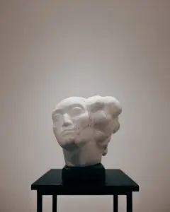 Na&nbsp;podobieństwo wyobraźni i&nbsp;myśli. Leonia Chmielnik